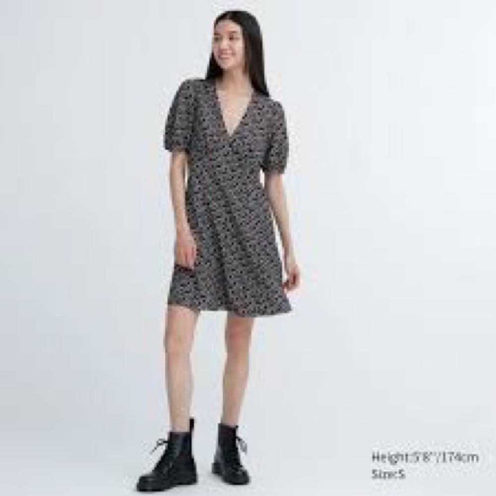 Printed V-Neck Short-Sleeve Mini Dress L